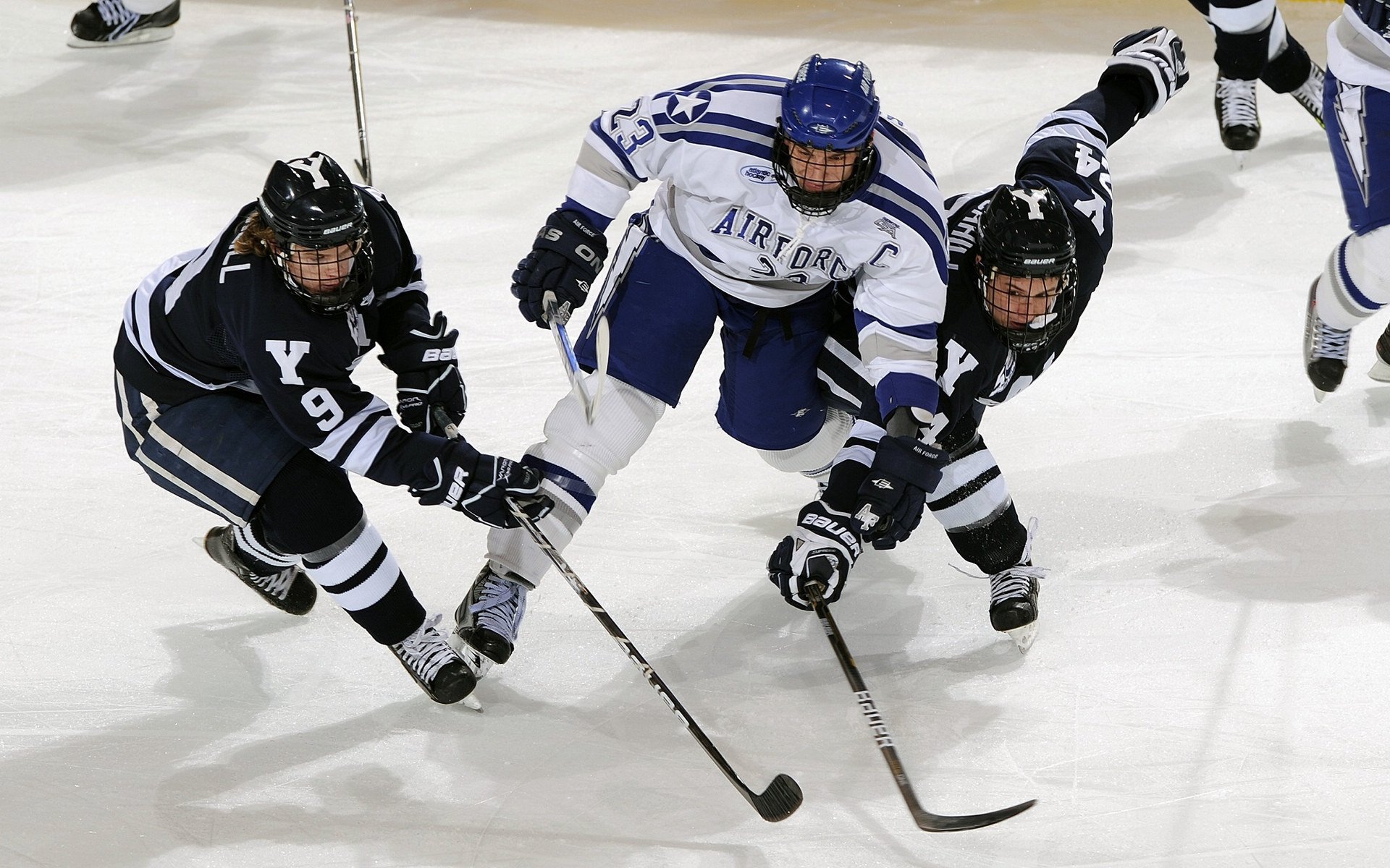 Kaiyun(中国)开云-赛事场馆实行智能安检引入人脸识别确保安全,智能安检机器人
